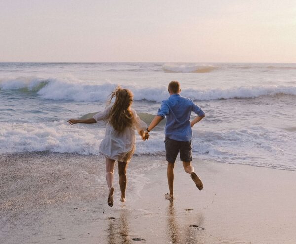 Love Life: Why Does It Hurt To Be Away From The Person You Love?